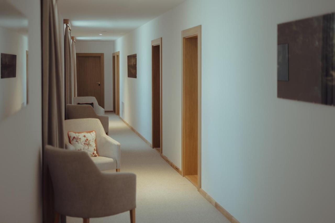 Brigaderos Hotel Brigadir Borsi Экстерьер фото